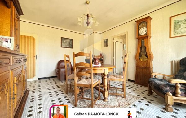 Potentiel à saisir : maison de 65 m2 avec garage et terrain en centre-ville de Salles