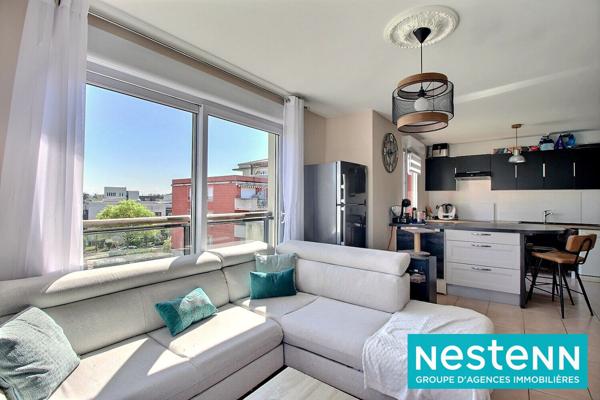 Appartement T2 Dernier étage, calme, piscine, garage, cave 69330 Meyzieu