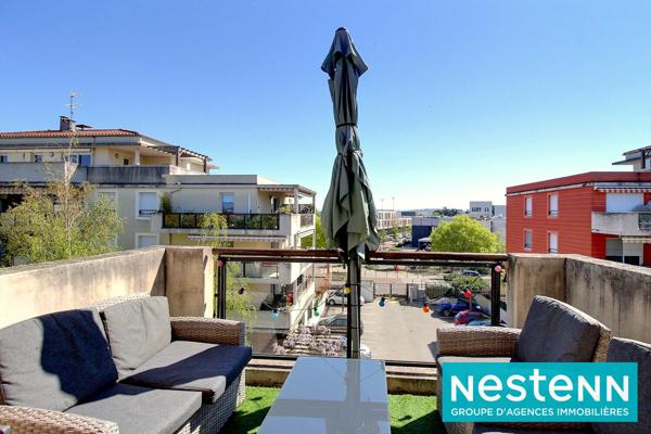 Appartement T2 Dernier étage, calme, piscine, garage, cave 69330 Meyzieu