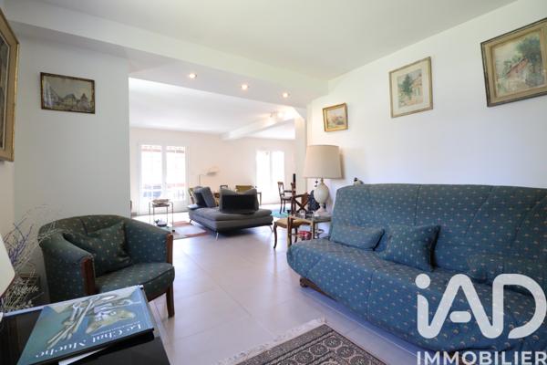 Maison à vendre 6 pièces 146 m² Rognac