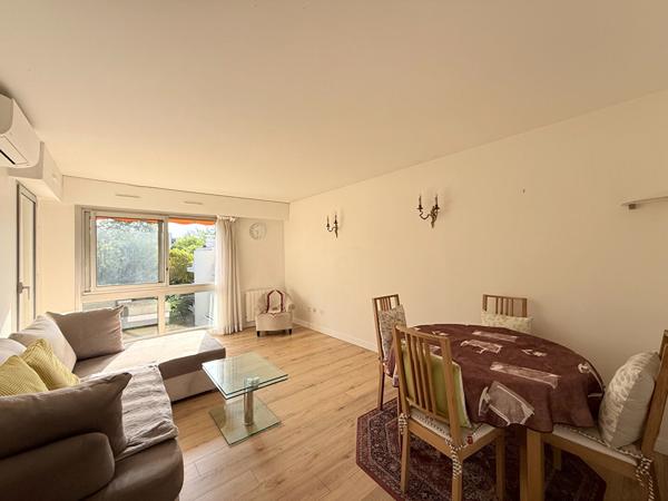 Appartement Nogent Sur Marne 2 pièces 44.64 m2- double parking