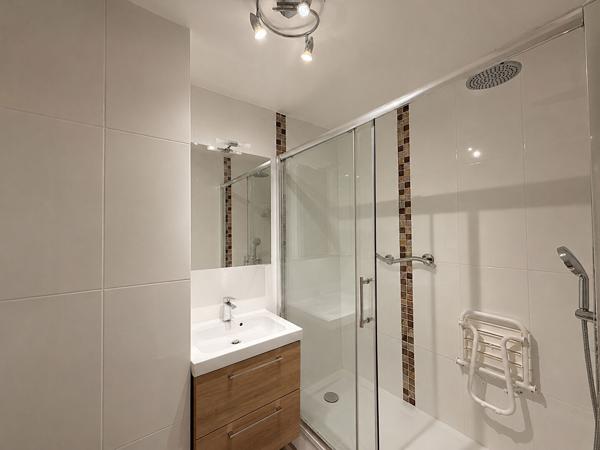 Appartement Nogent Sur Marne 2 pièces 44.64 m2- double parking