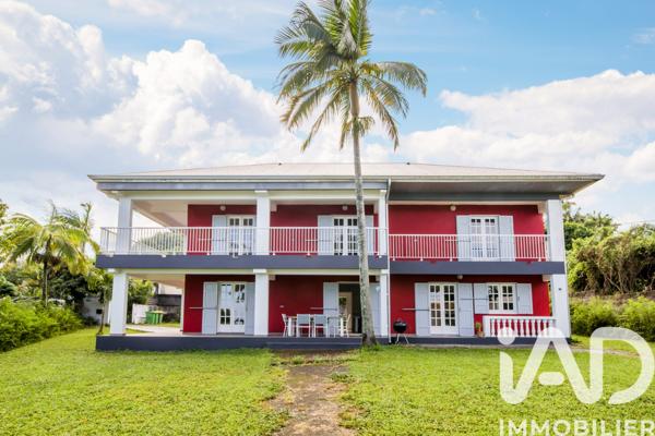 Maison à vendre 6 pièces 207 m² Saint-Pierre