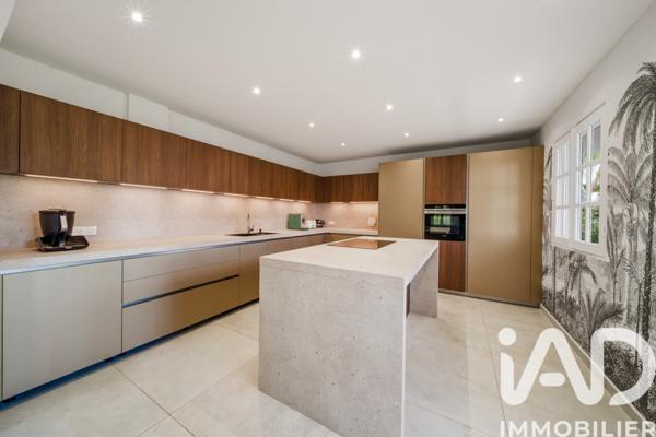 Maison à vendre 6 pièces 207 m² Saint-Pierre