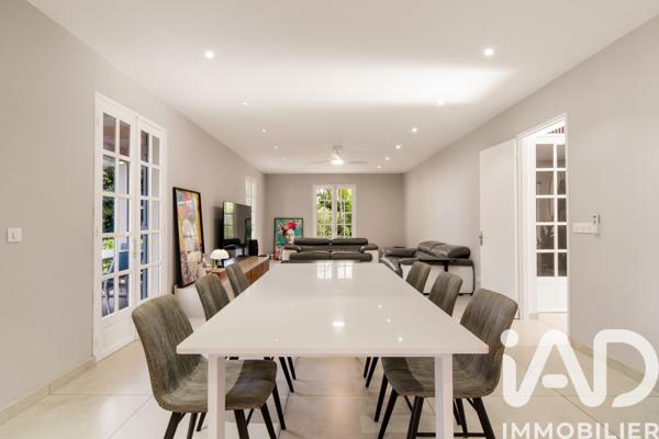 Maison à vendre 6 pièces 207 m² Saint-Pierre