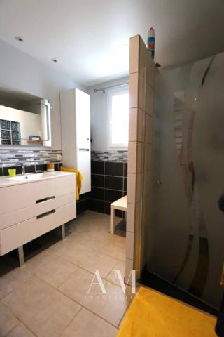 Villa T5 de 170m² + piscine sur 1275 m²