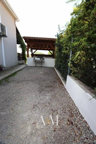 Villa T5 de 170m² + piscine sur 1275 m²