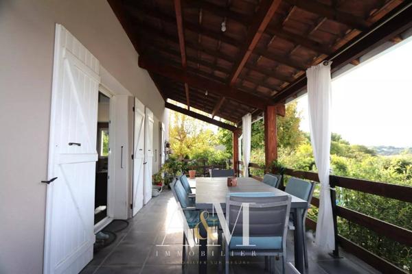 Villa T5 de 170m² + piscine sur 1275 m²