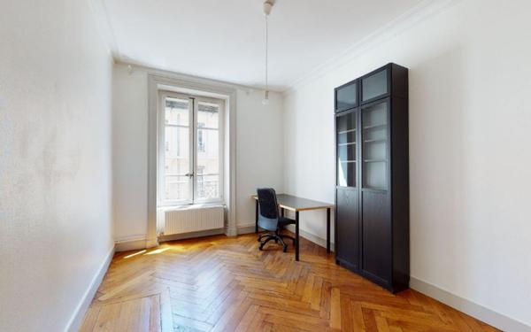 Appartement à louer    3 pièces • 67,94 m2 Lyon 1