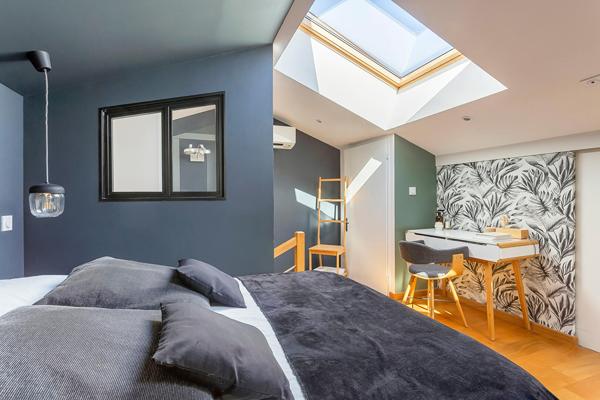 Triplex contemporain comme une maison sur le plateau de St Rambert