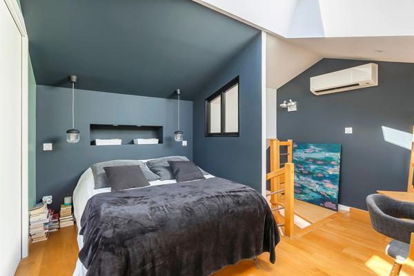 Triplex contemporain comme une maison sur le plateau de St Rambert