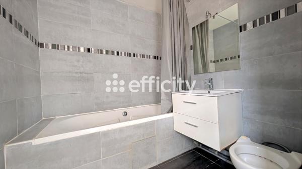 Appartement
         5 pièces
        - 101 m² Exclusivité 294 000 € *