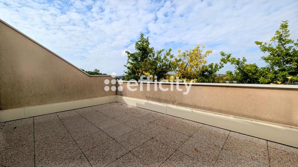 Appartement
         5 pièces
        - 101 m² Exclusivité 294 000 € *