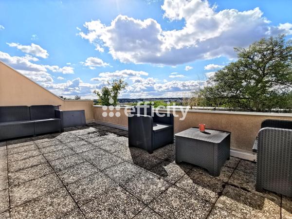 Appartement
         5 pièces
        - 101 m² Exclusivité 294 000 € *