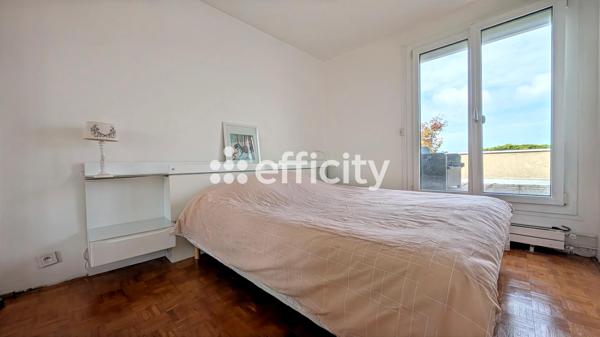 Appartement
         5 pièces
        - 101 m² Exclusivité 294 000 € *