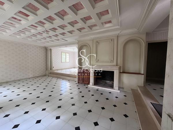 Maison spacieuse à vendre à Puymoyen – 4 chambres et grand jardin !