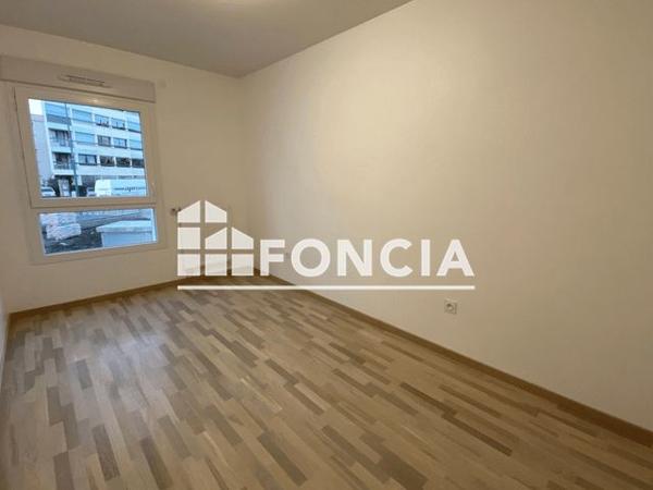 Location Appartement 3 pièces 67.6 m² - 96 AVENUE JOSEPH CLAUSSAT Chamalieres 63400