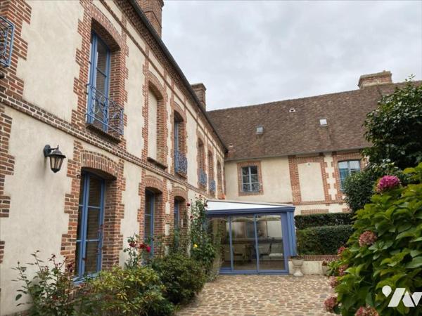 L'AIGLE hyper centre - Maison avec cour et garage