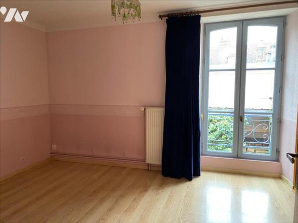 L'AIGLE hyper centre - Maison avec cour et garage