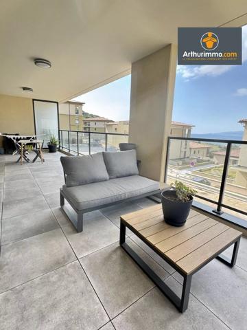 Vente                                                      Appartement
                        
                     3 pièces                      70 m2                     à Propriano