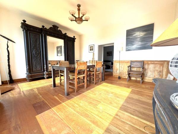 Vente Maison 8 pièces 250 m2 à Elven