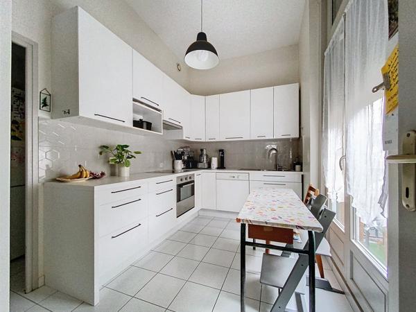 Appartement T4 de 117m² avec cave ARMENTIERES