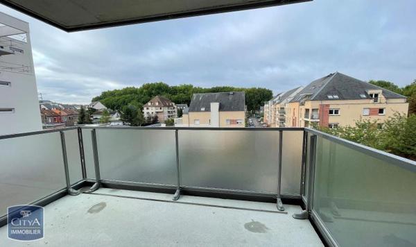 Appartement à louer 3 pièces 72.73m²