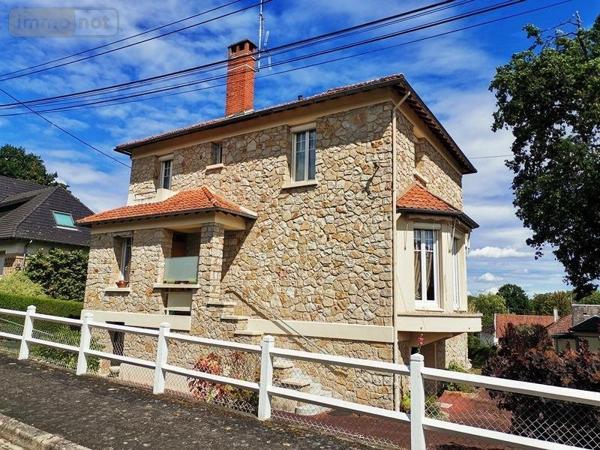Maison à vendre à Bagnoles-de-l'Orne-Normandie dans l'Orne (61140), ref : 61030-1319