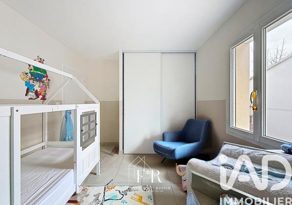 Maison à vendre 4 pièces 91 m² Camaret-sur-Aigues