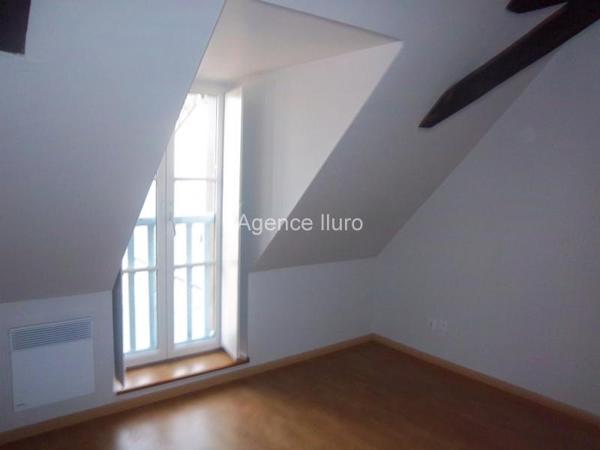 Duplex - Oloron-sainte-marie - Réf.:205201 EXCLUSIVITE- DANS SECTEUR CALME ET DANS RESIDENCE DE CHARME, APPARTEMENT T4 EN DUPLEX - IDEAL POUR INVESTISSEURS -