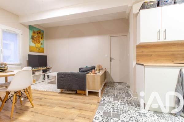 Appartement à vendre 2 pièces 39 m² Saint-Denis-de-l'Hôtel