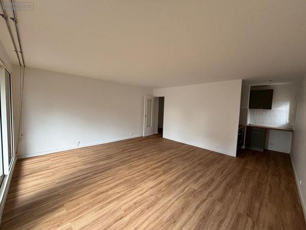 Appartement à louer à Rennes en Ille-et-Vilaine (35000), ref : 684   
BOURG L'EVÊQUE