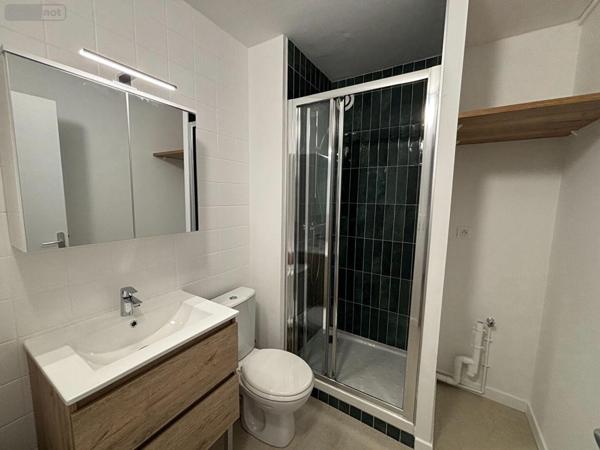 Appartement à louer à Rennes en Ille-et-Vilaine (35000), ref : 684   
BOURG L'EVÊQUE