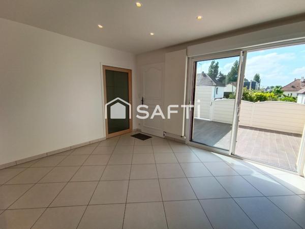 Safti-Benjamin Marcouiller vous propose : Maison 8 pièces.