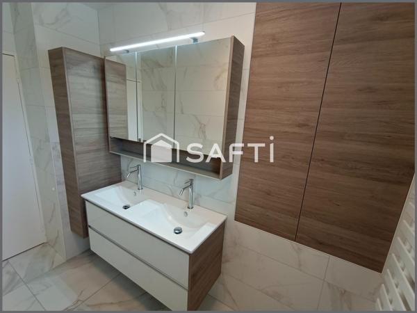 Safti-Benjamin Marcouiller vous propose : Maison 8 pièces.