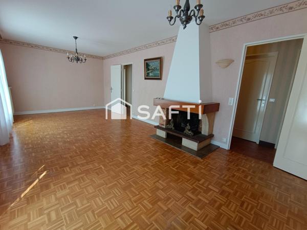 Safti-Benjamin Marcouiller vous propose : Maison 8 pièces.