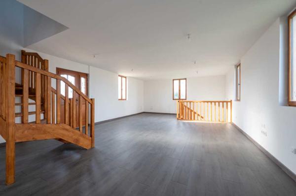Maison contemporaine - Gourdon EXCLUSIVITE - Secteur Gourdon - Belle Demeure Quercynoise Contemporaine avec dépendances sur 1ha95
