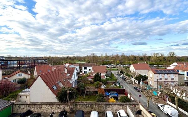 Appartement à louer    2 pièces • 43 m2 Champigny-sur-Marne