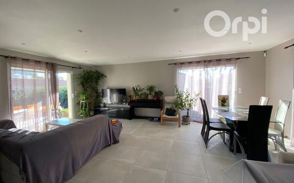 Maison à vendre    4 pièces •  Arles