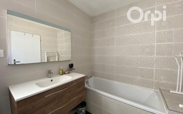 Maison à vendre    4 pièces •  Arles