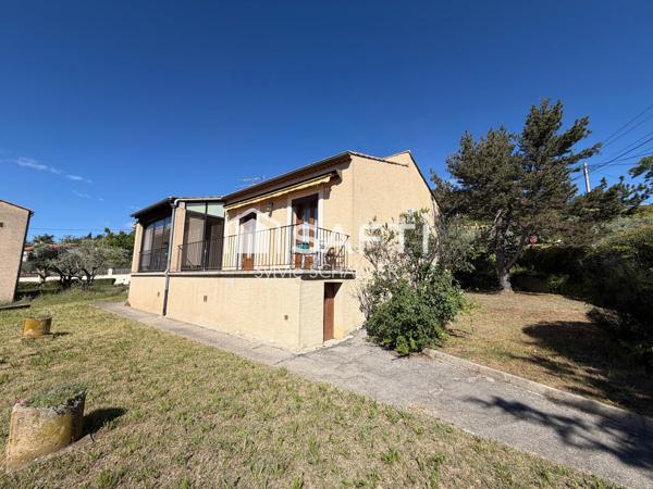 Maison avec véranda indépendante, pour une profession libérale !