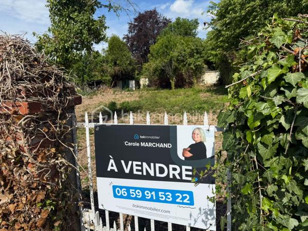 Terrain de 690 m²