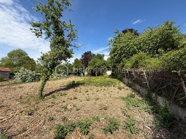 Terrain de 690 m²