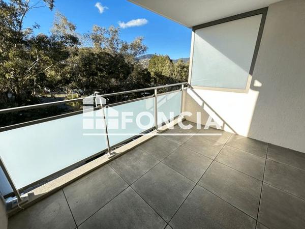 Location Studio 33.2 m² - 79 ET 137 RUE DE LA BAIE Cavalaire Sur Mer 83240