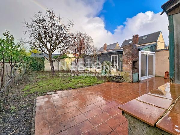 Maison Dreux Hyper centre, secteur collège Saint Pierre, gare à 5 minutes à pieds 95 m², 3 chambres