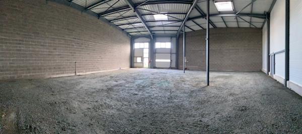 A LOUER LOCAL D'ACTIVITE NEUF 334 m² - La Chapelle / Erdre.