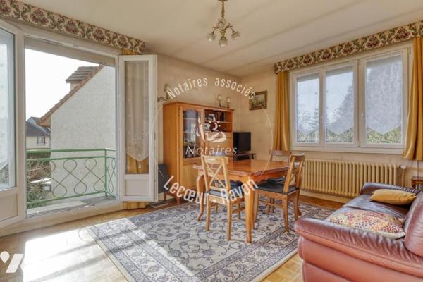 Maison familiale avec grand jardin, La Chapelle Saint-Jean Bois d'Arcy