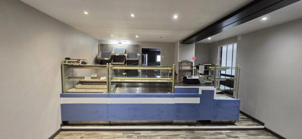 Immeuble à vendre 7 pièces CHATEAUPONSAC (87)