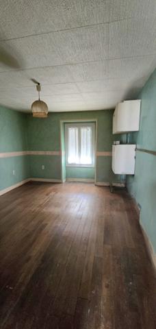 Immeuble à vendre 7 pièces CHATEAUPONSAC (87)