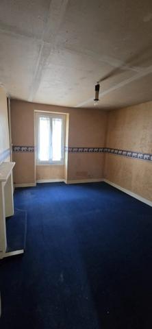 Immeuble à vendre 7 pièces CHATEAUPONSAC (87)